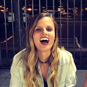 Meet your Posher, Bailey